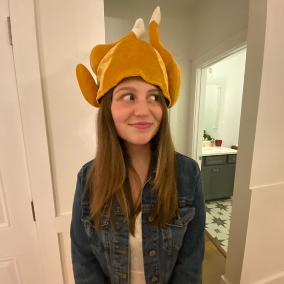 Meet your Posher, Taryn - Picture 2 of 3